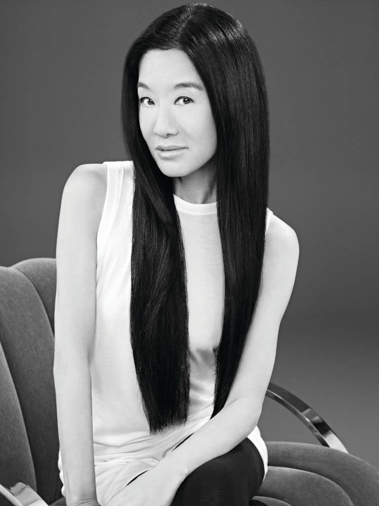 Vera Wang iført hvid uden ærmer bluse Wallpaper
