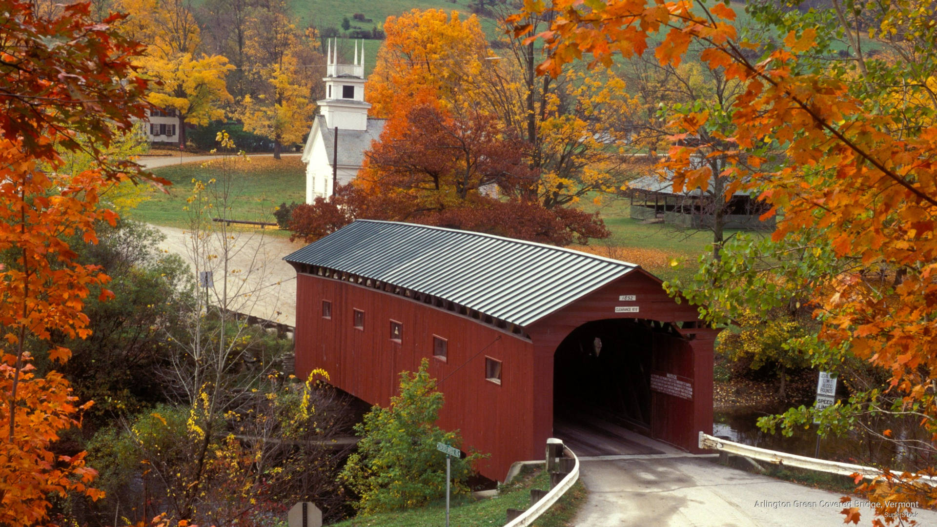 Vermont Arlington Green Covered Bridge Wallpaper