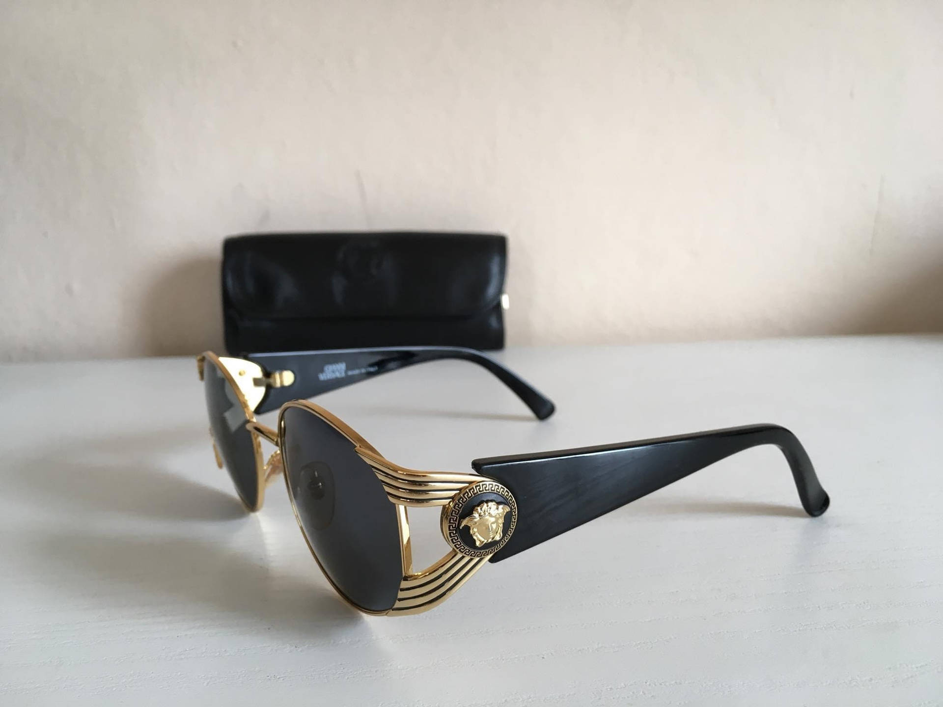 Versace Gold Vintage Sunglasses Wallpaper
