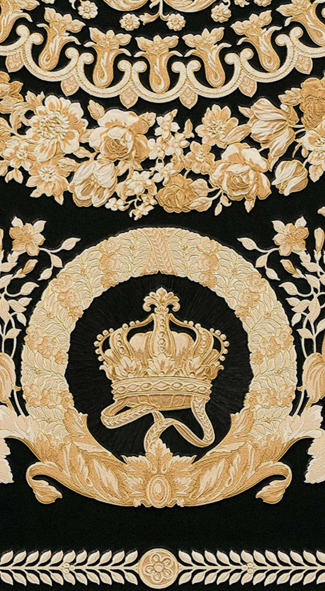 Einschwarz-goldener Teppich Mit Einer Krone Und Kronen. Wallpaper