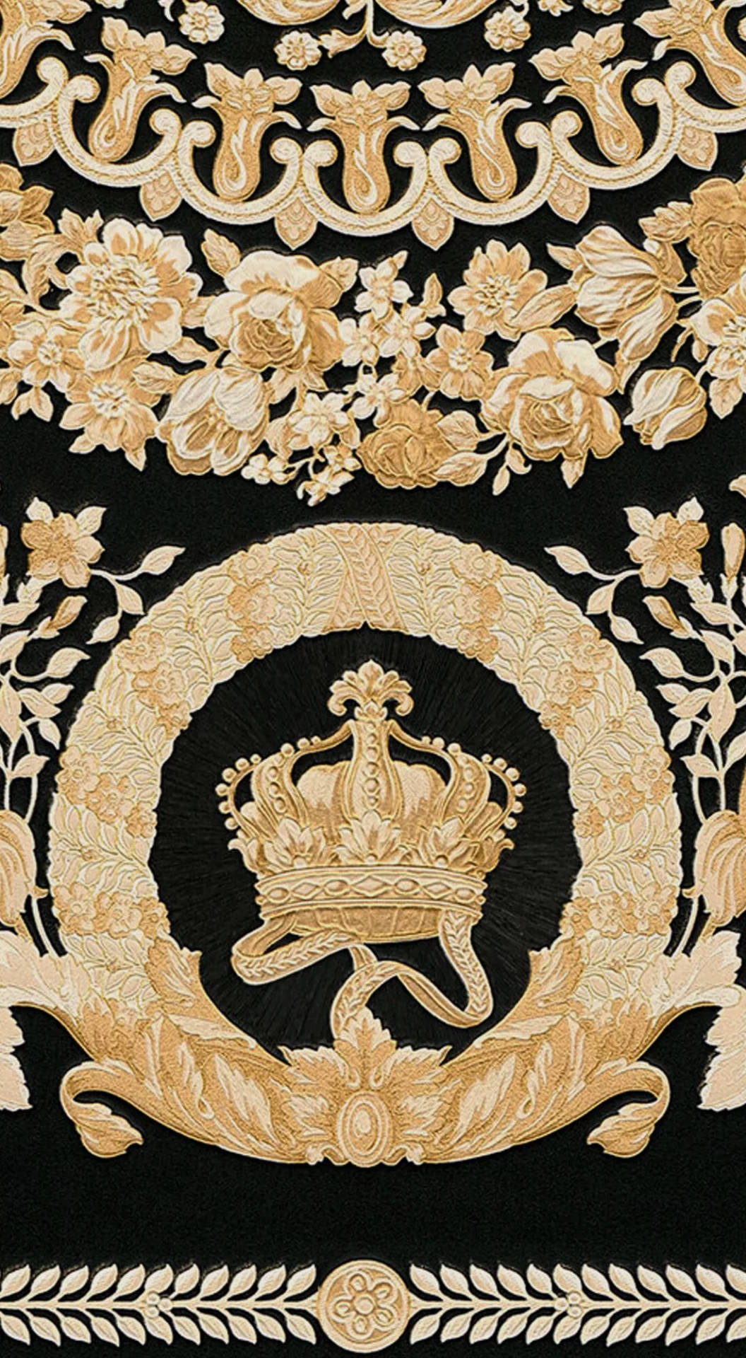 Versace Logo Golden Crown Wallpaper