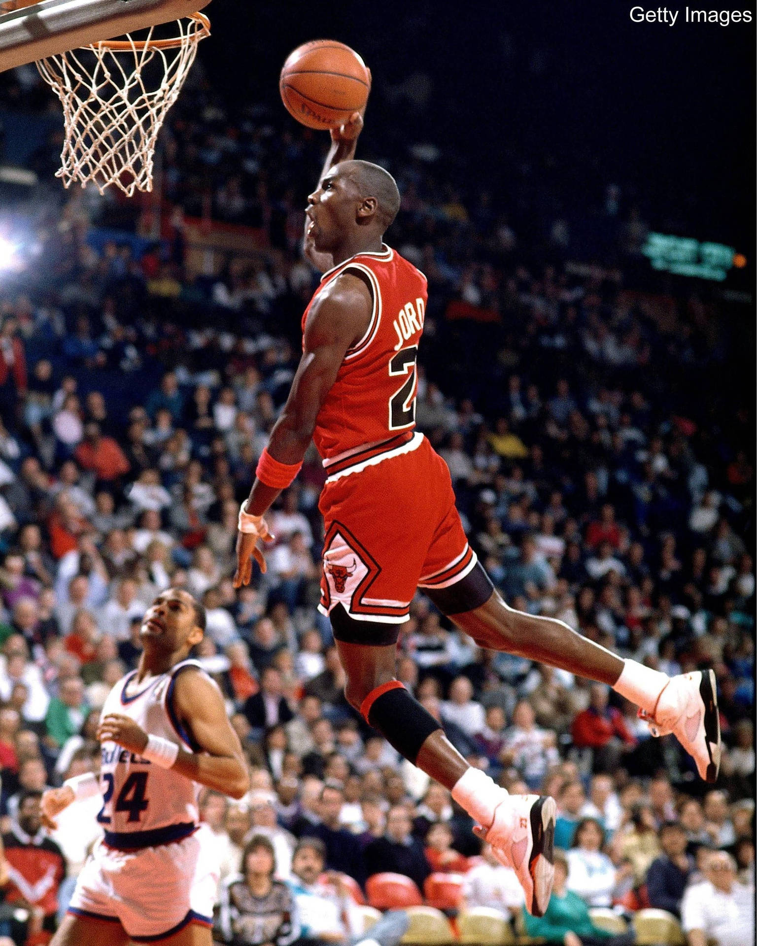 Vertical Jump Of Michael Jordan Hd Wallpaper