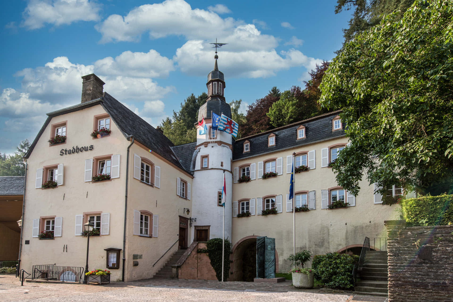 Viandenin Stadthaus Luxemburg Taustakuva