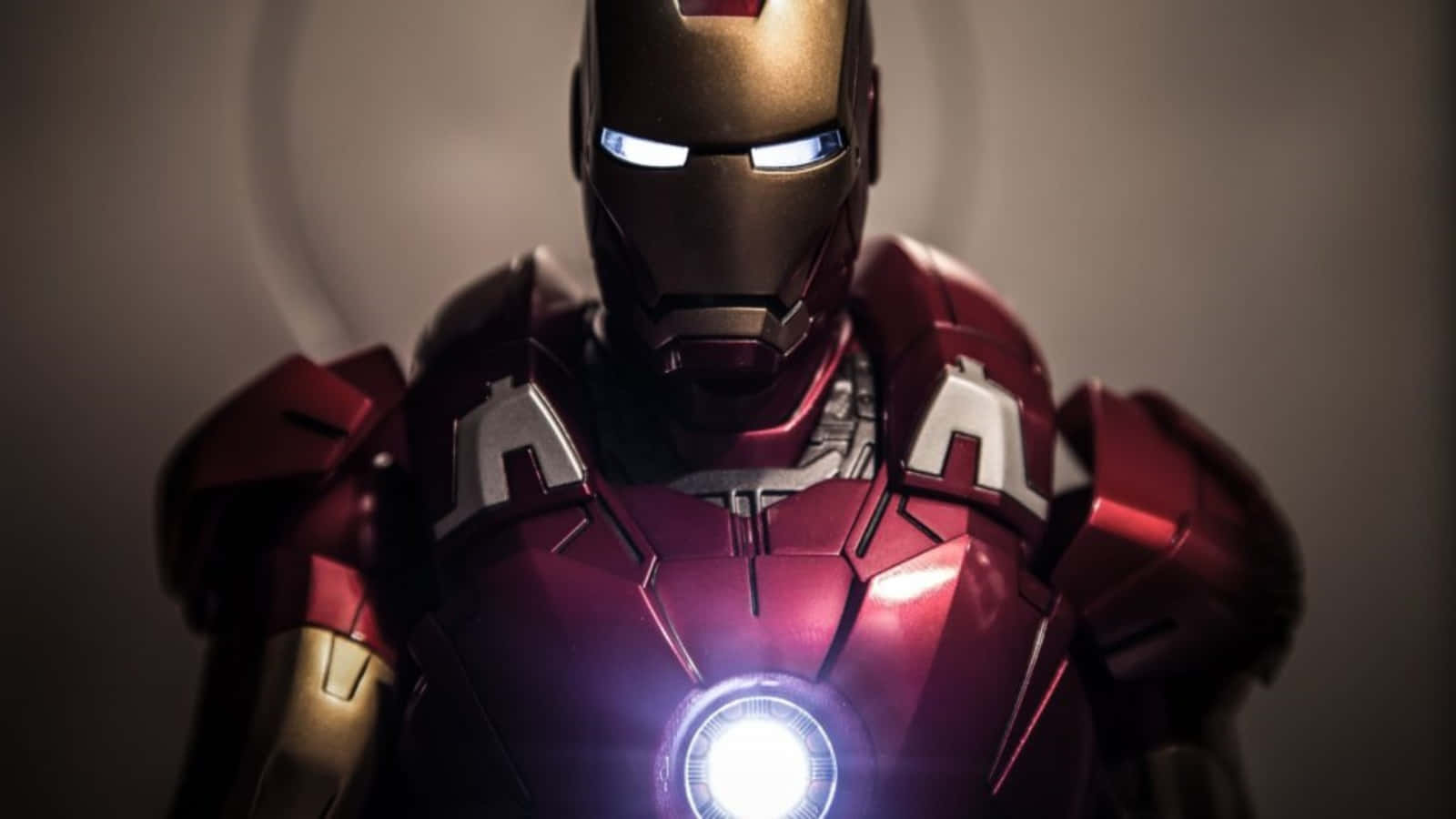 Iron Man Inspired Vibranium Suit Wallpaper