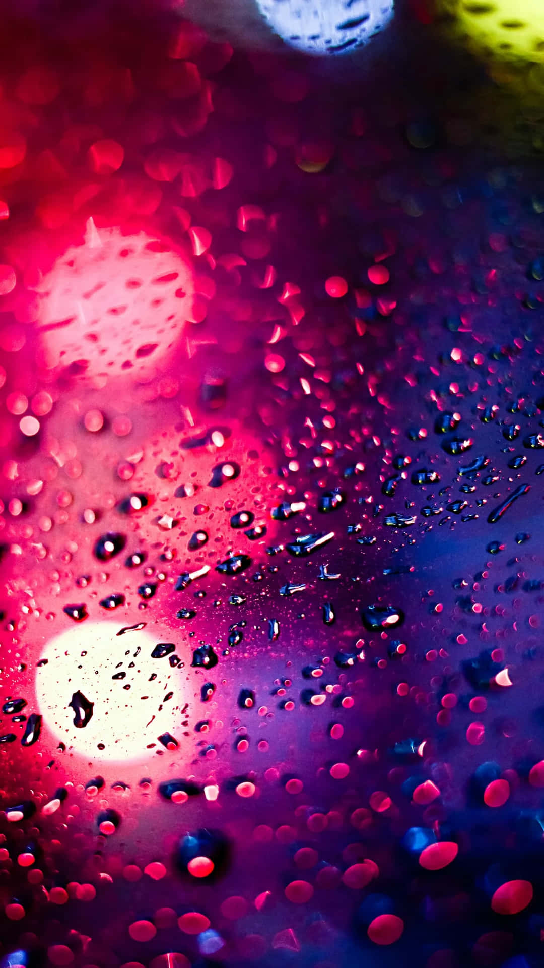 Vibrant Bokeh Raindrops Wallpaper