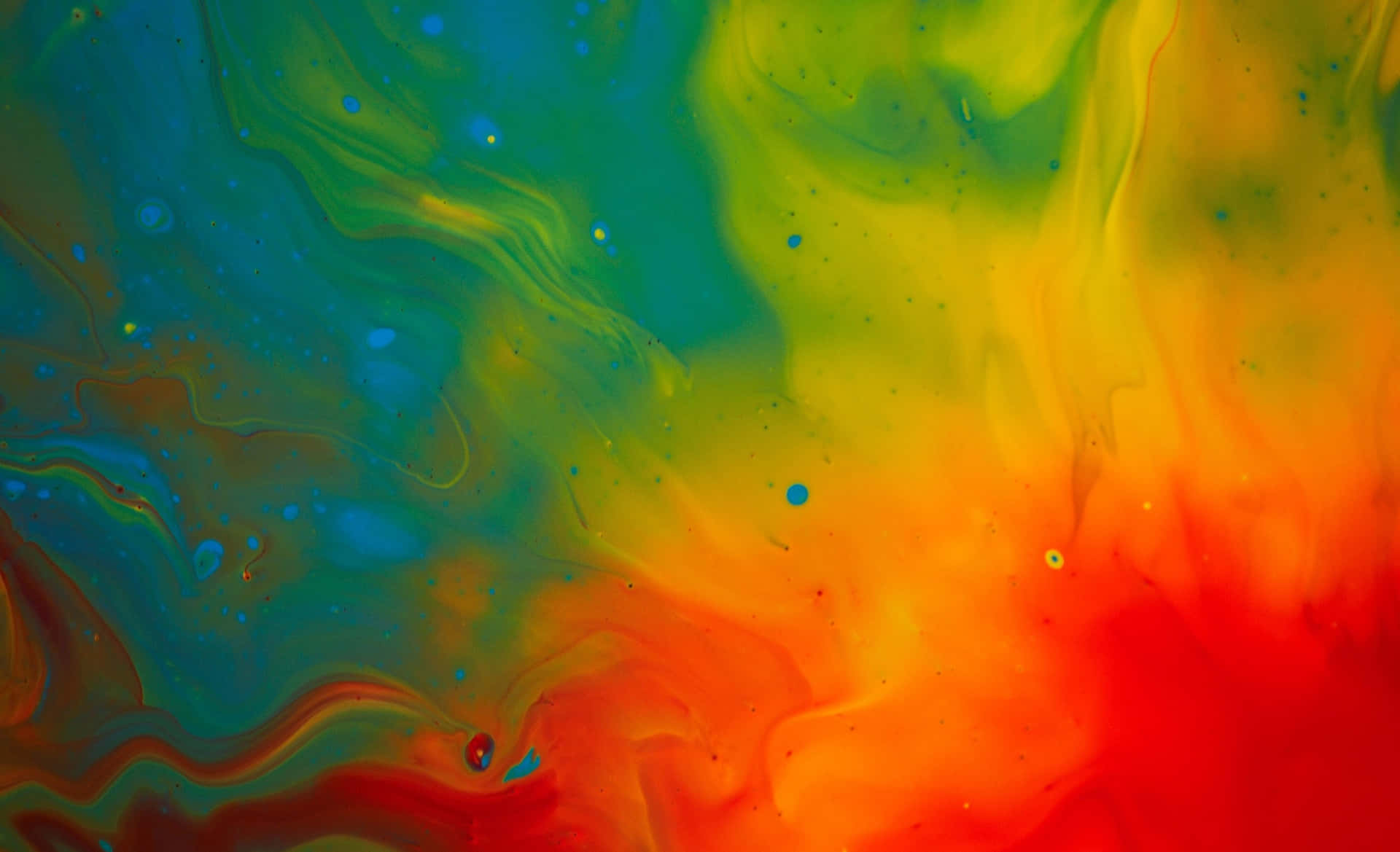 Vibrant Fluid Art Texture Wallpaper