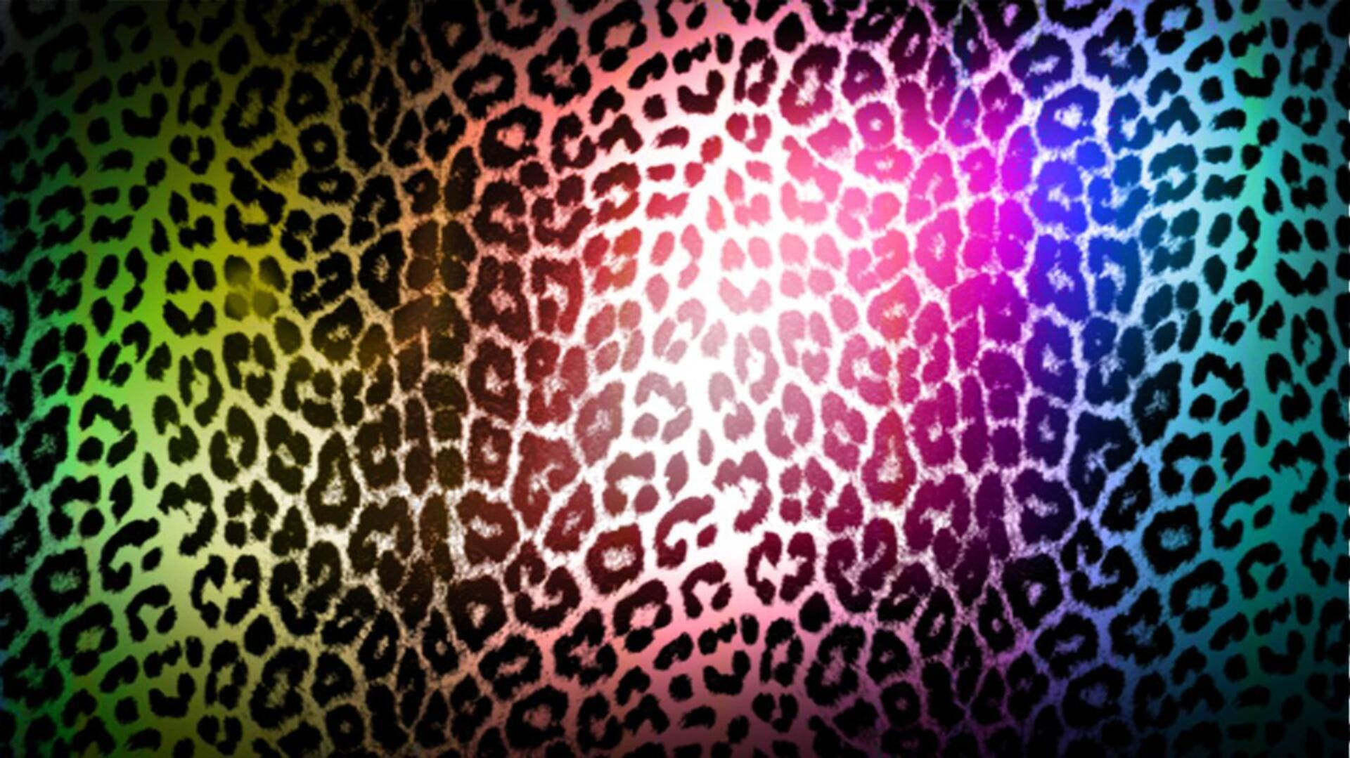 Vibrant Leopard Print Wallpaper