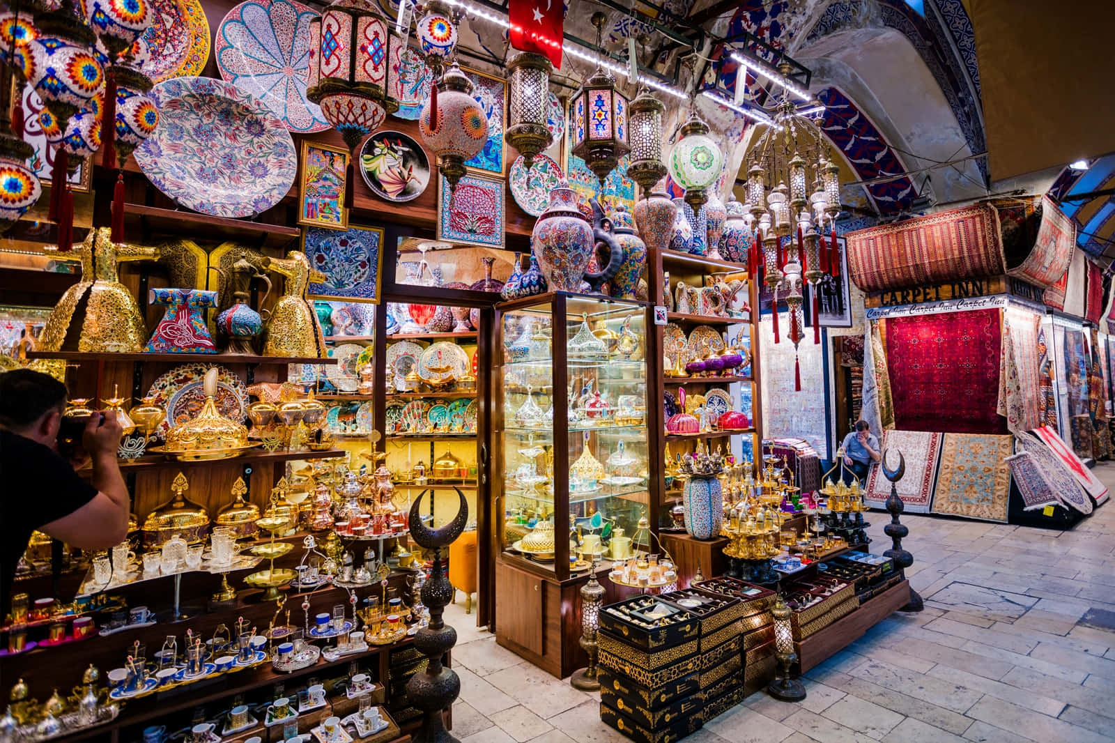 Vibrant Marketplace In Grand Bazaar Istanbul Wallpaper