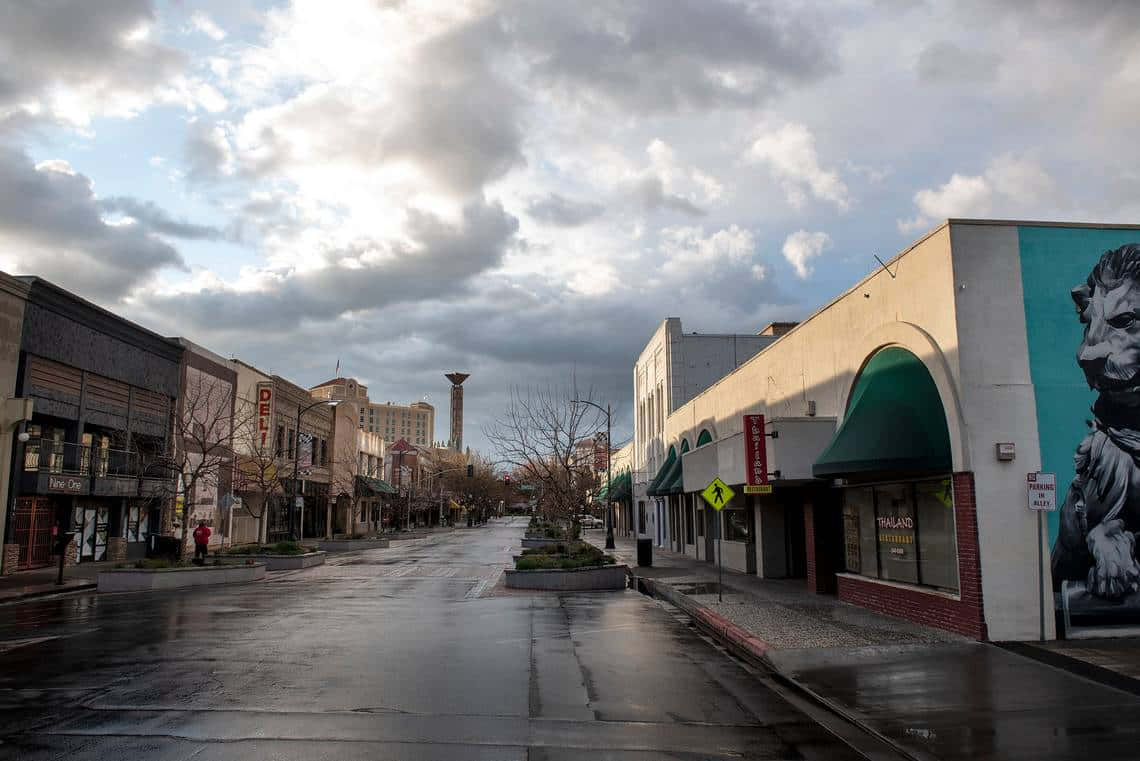 Vibrant Sunset Over Downtown Modesto Wallpaper