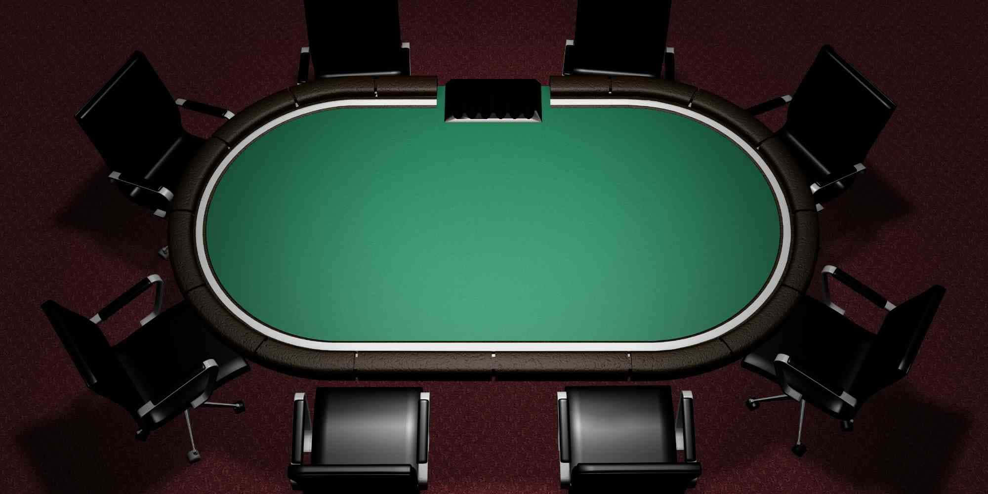 Vibrantetavolo Da Poker Con Chips E Carte