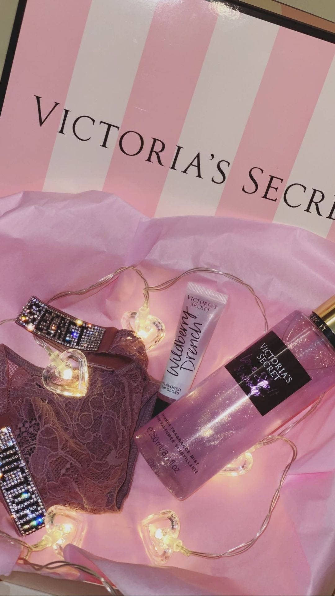 Victoria's Secret Gift Set Wallpaper