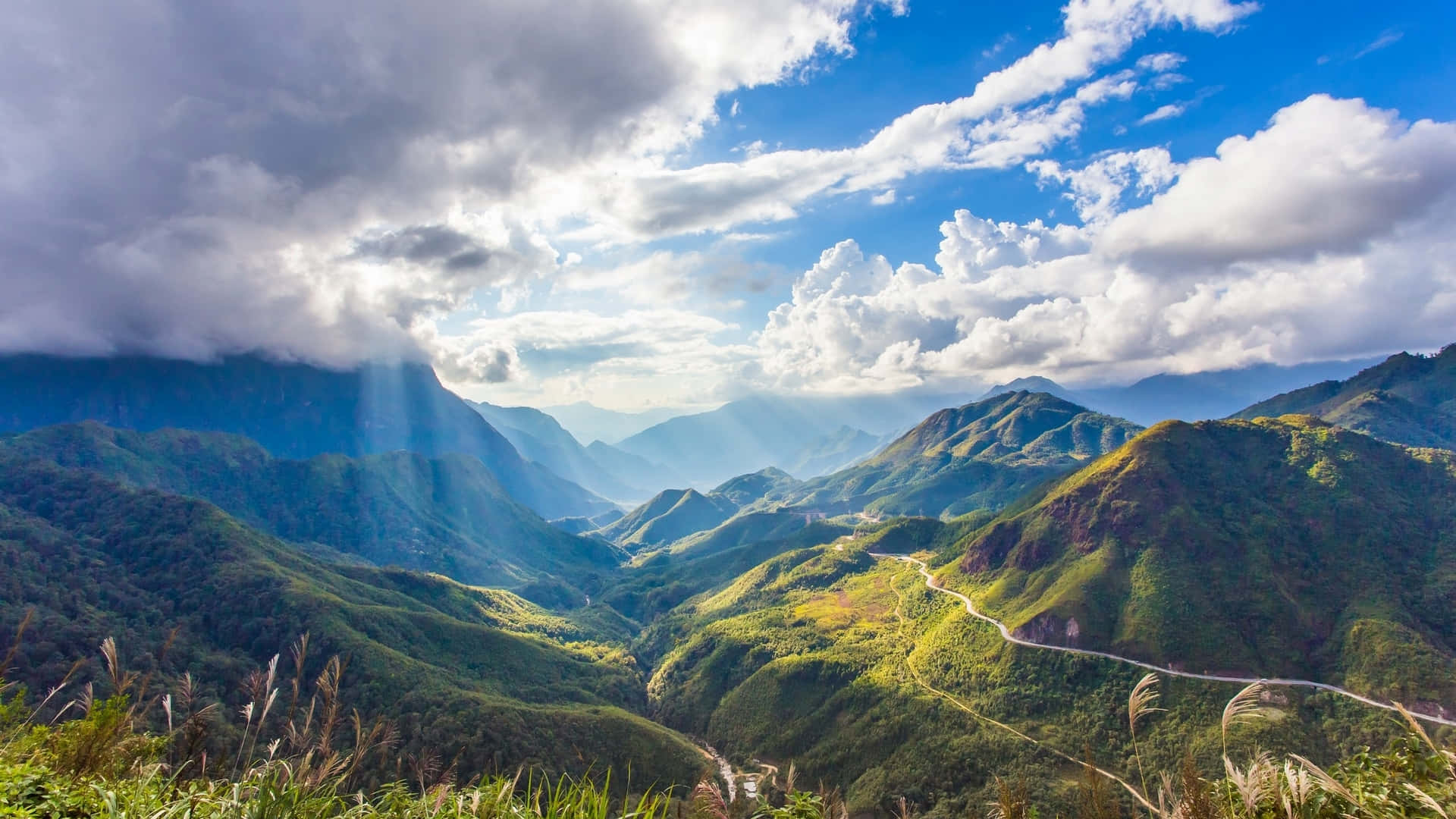 Explore the magnificent beauty of Vietnam.
