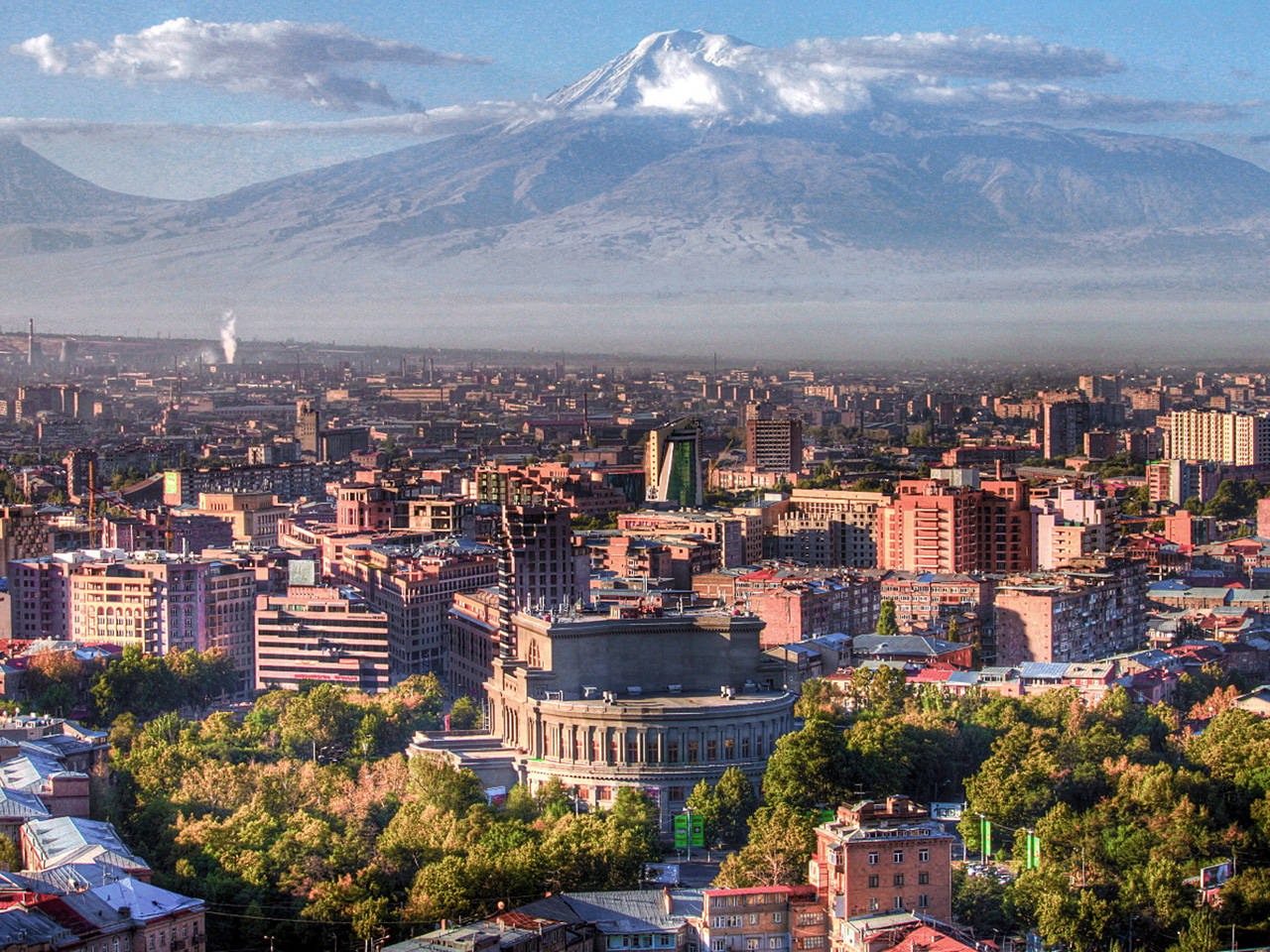 View In Yerevan Wallpaper