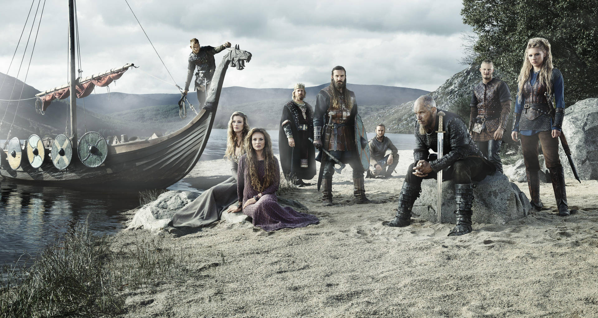 Personajesde Vikingos Con Barco Vikingo. Fondo de pantalla