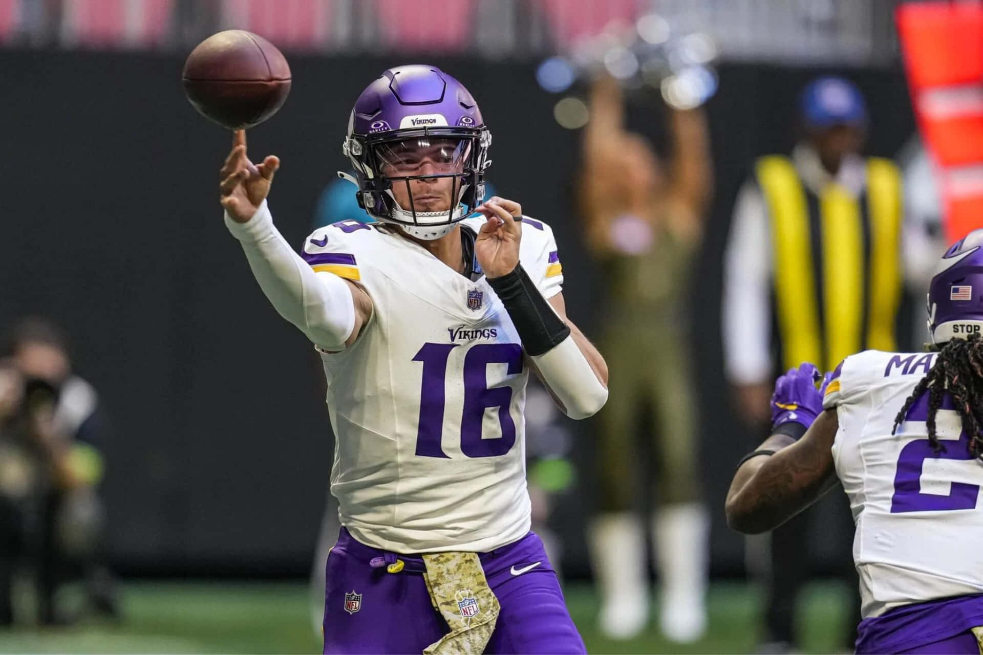 Vikings Quarterback Action Shot Wallpaper