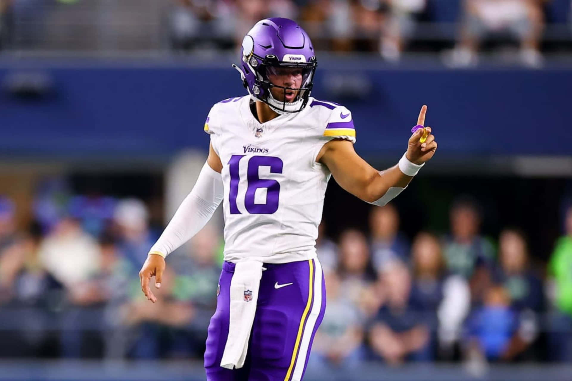 Vikings Quarterback Signal16 Wallpaper