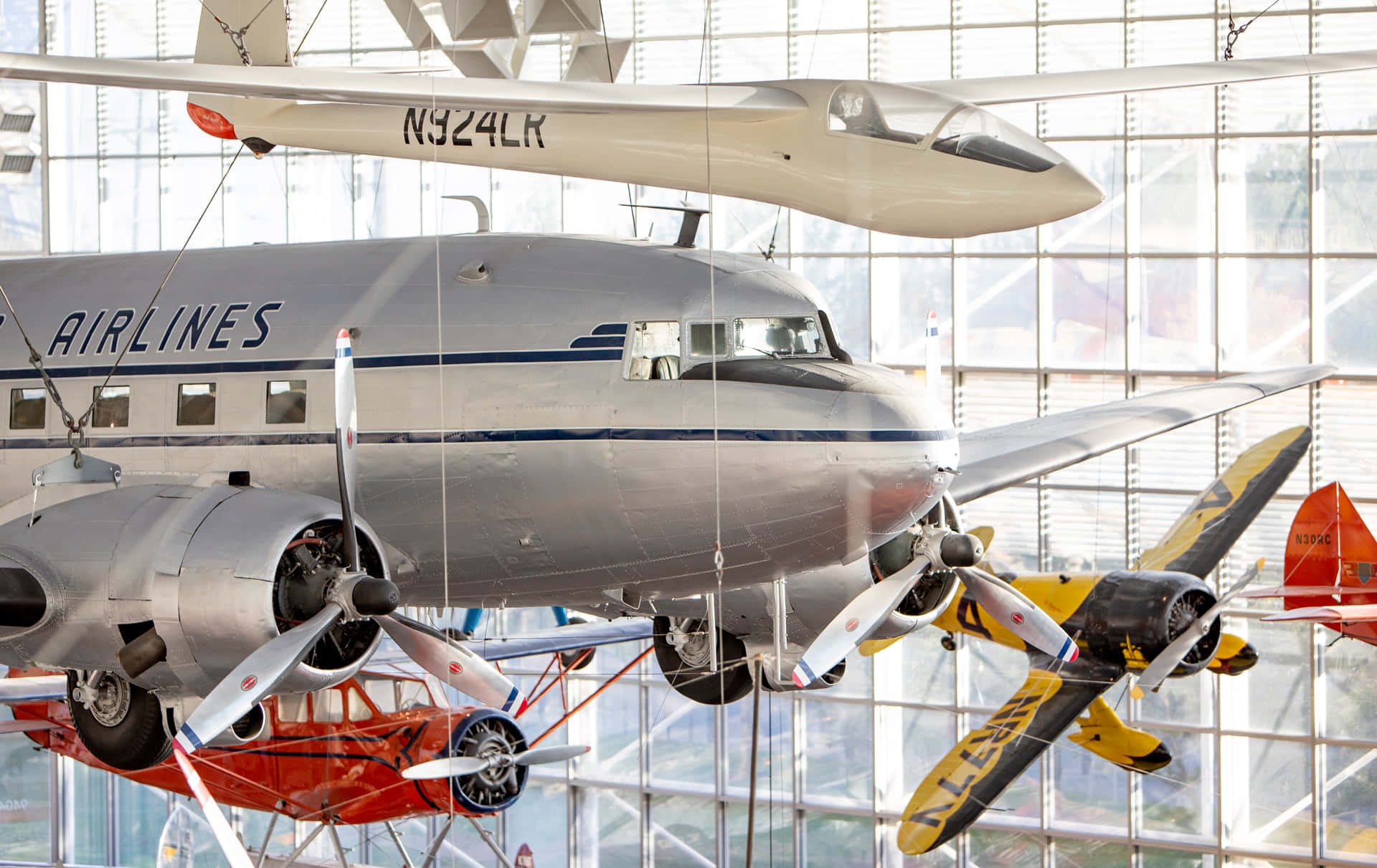 Vintage Aircraft Exhibitat Museumof Flight Wallpaper