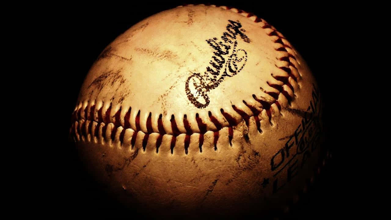 Vintage Baseballin Spotlight Wallpaper