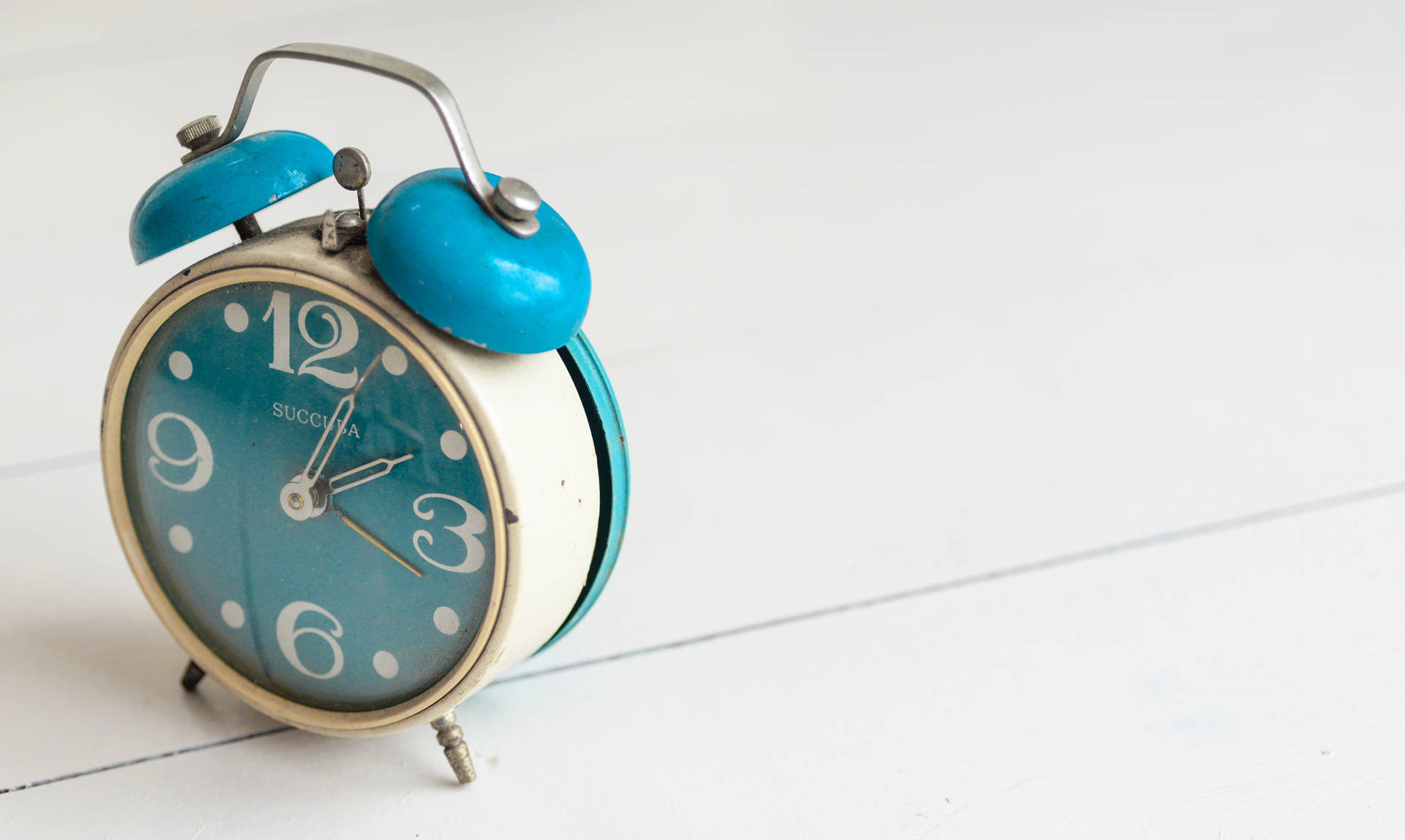 Vintage Blue Alarm Clock Wallpaper