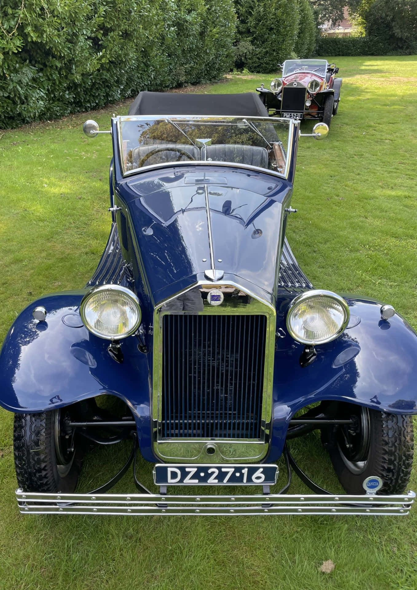 Vintage Blauwe Lancia Aprilia Vooraanzicht Achtergrond