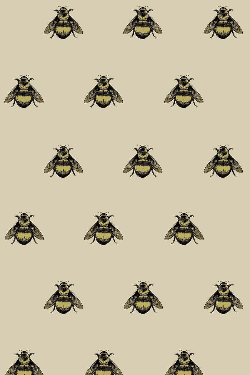 Vintage Bumblebee Pattern Wallpaper