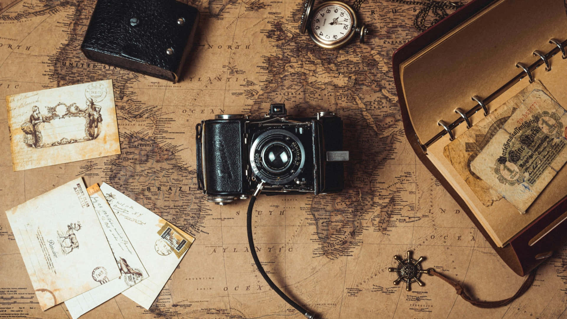 Vintage Camera And Antique Collection Wallpaper