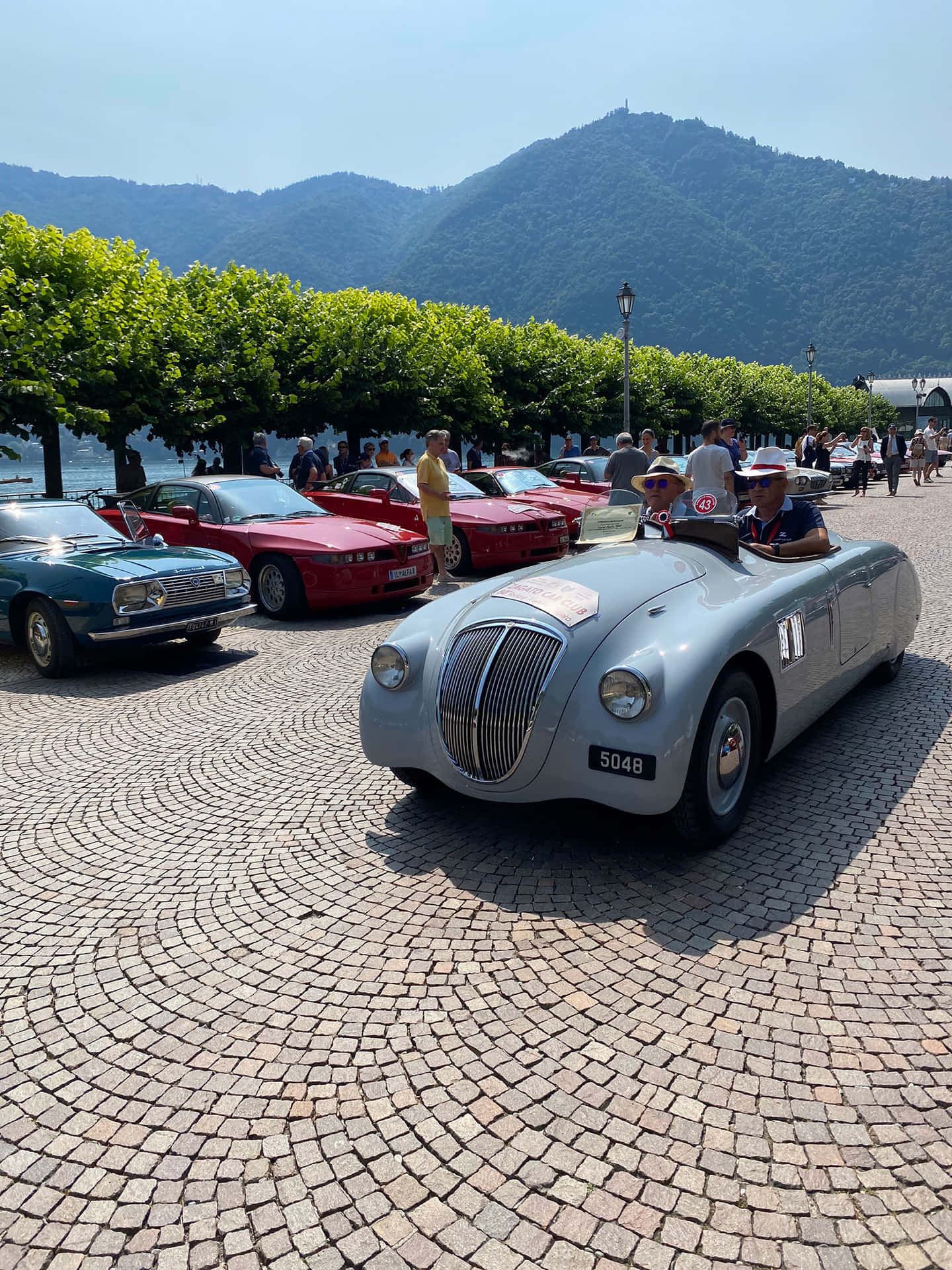 Vintage Auto Rally Lancia Aprilia Voor En Midden Achtergrond