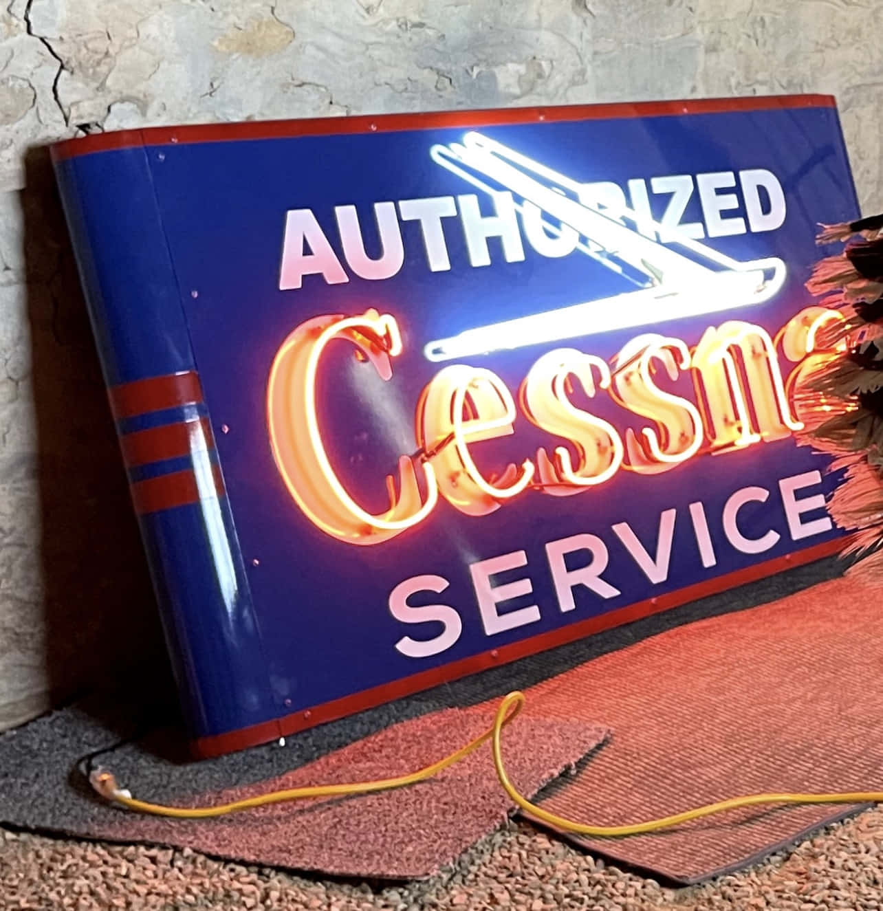 Vintage Cessna Service Neon Sign Wallpaper