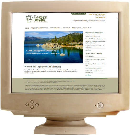 Vintage Computer Monitor Displaying Website PNG