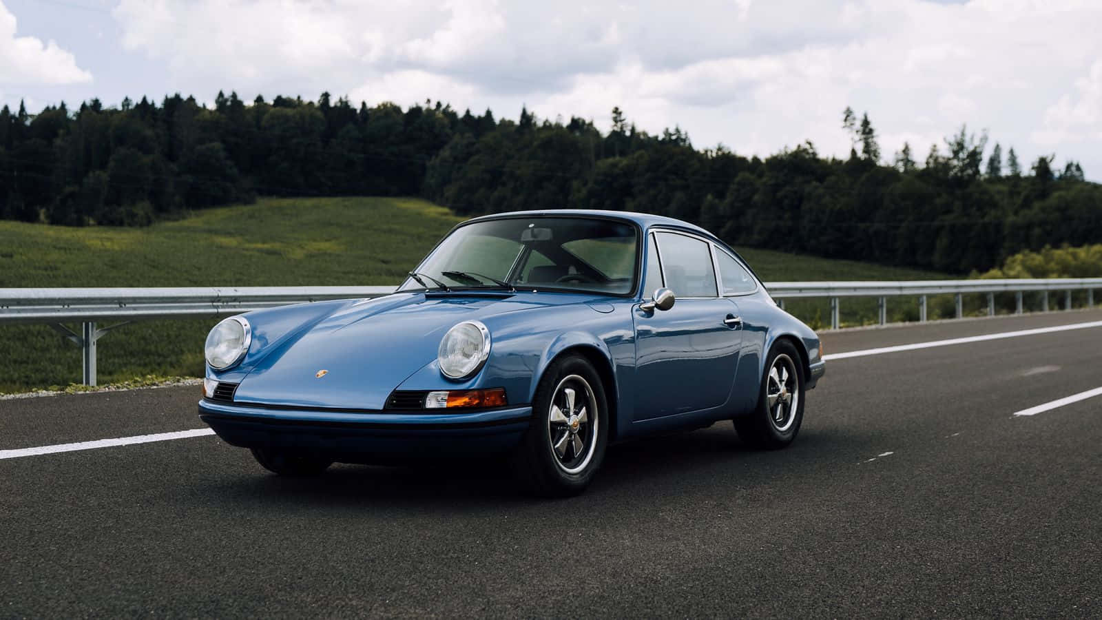 Vintage Elegance - Porsche 912 Wallpaper