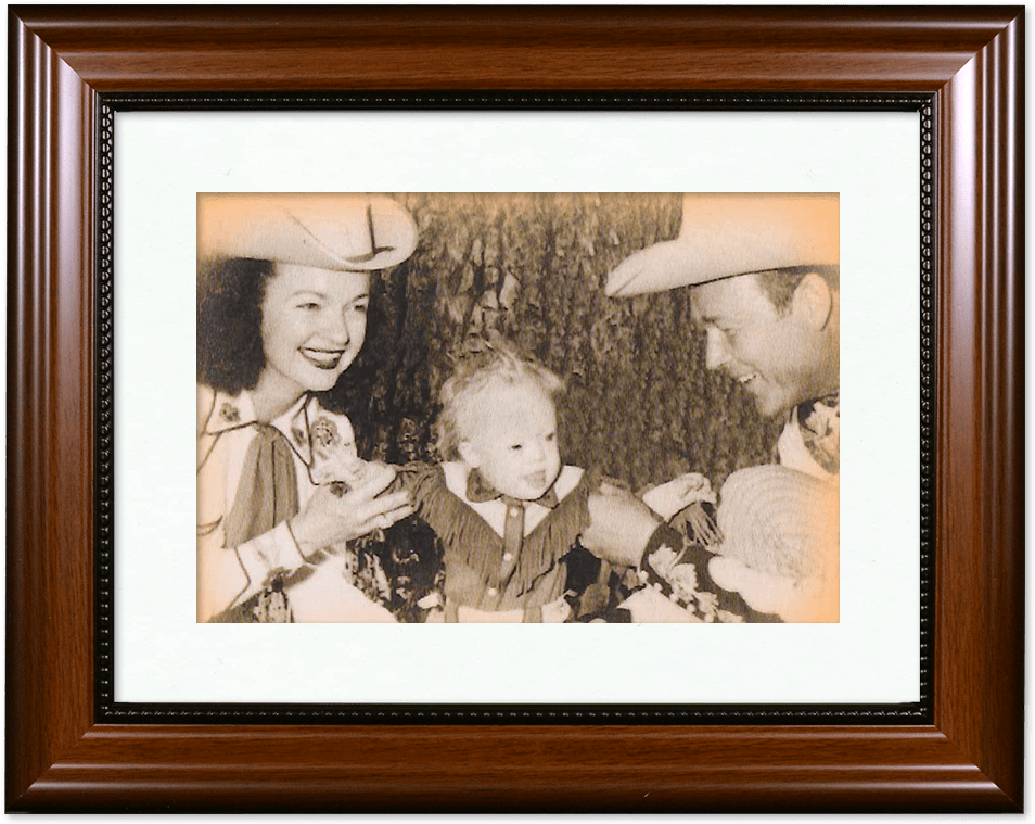 Vintage Family Portraitin Love Frame PNG