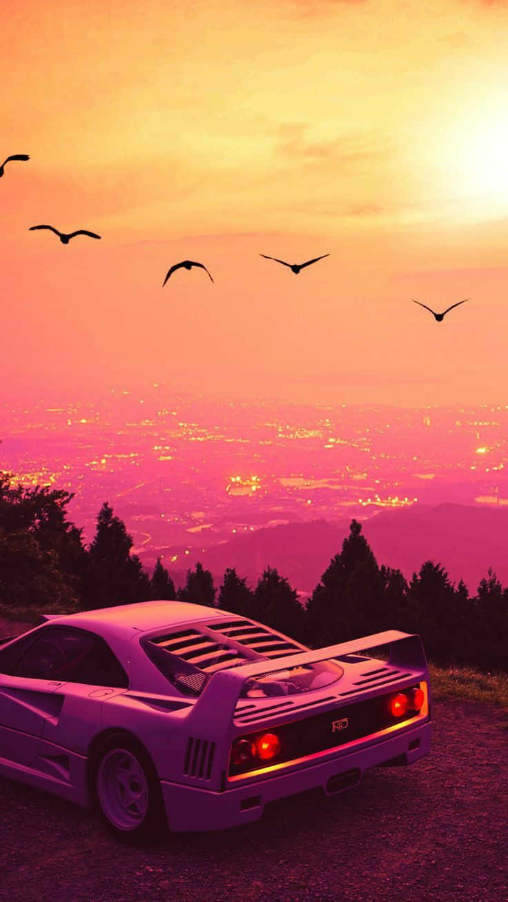 Einweißes Sportauto Im Sonnenuntergang. Wallpaper