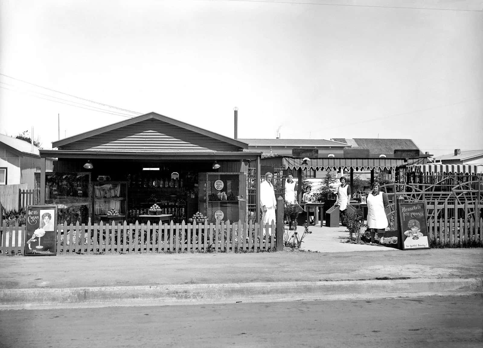 Vintage Grocery Store Hastings New Zealand Wallpaper