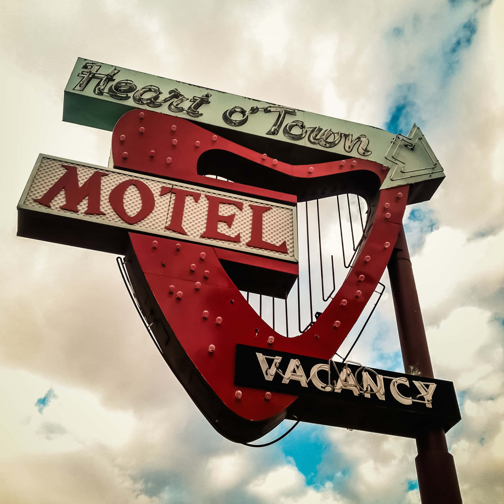 Vintage Hearto Town Motel Neon Sign Wallpaper