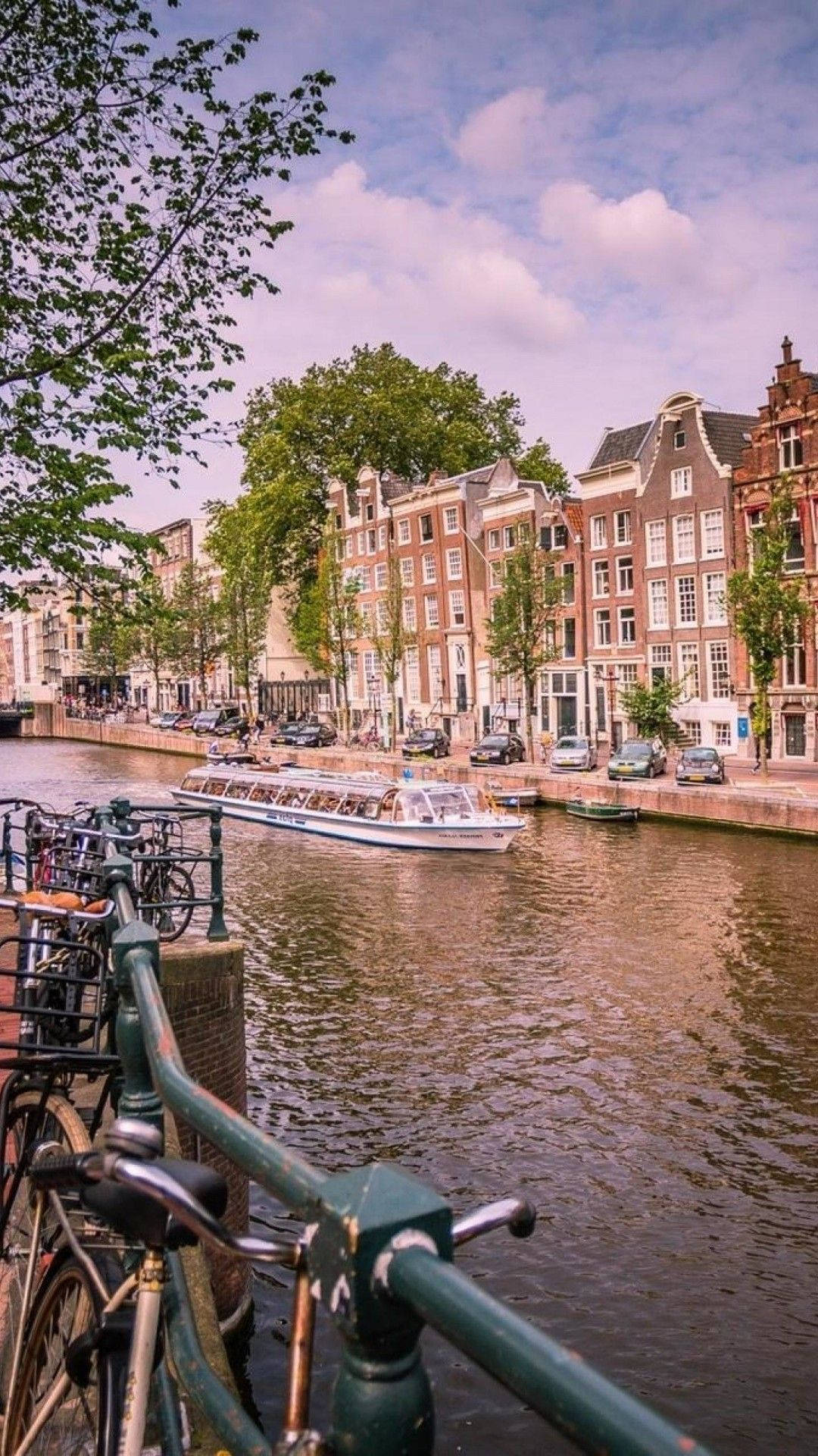 Vintage Iphone Amsterdam River Aesthetic View Wallpaper