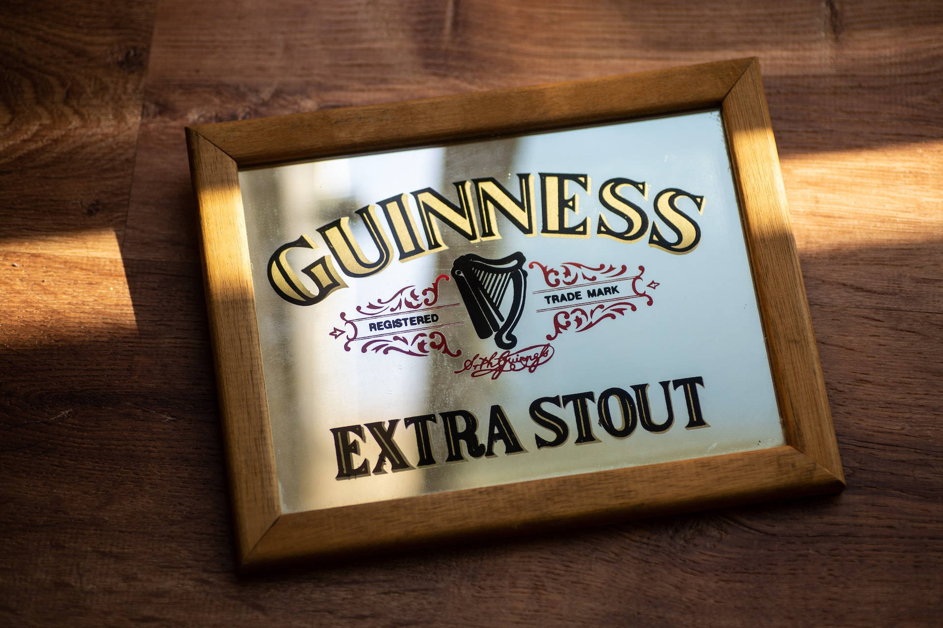 Vintage Irish Extra Stout Guinness Bar Mirror Wallpaper