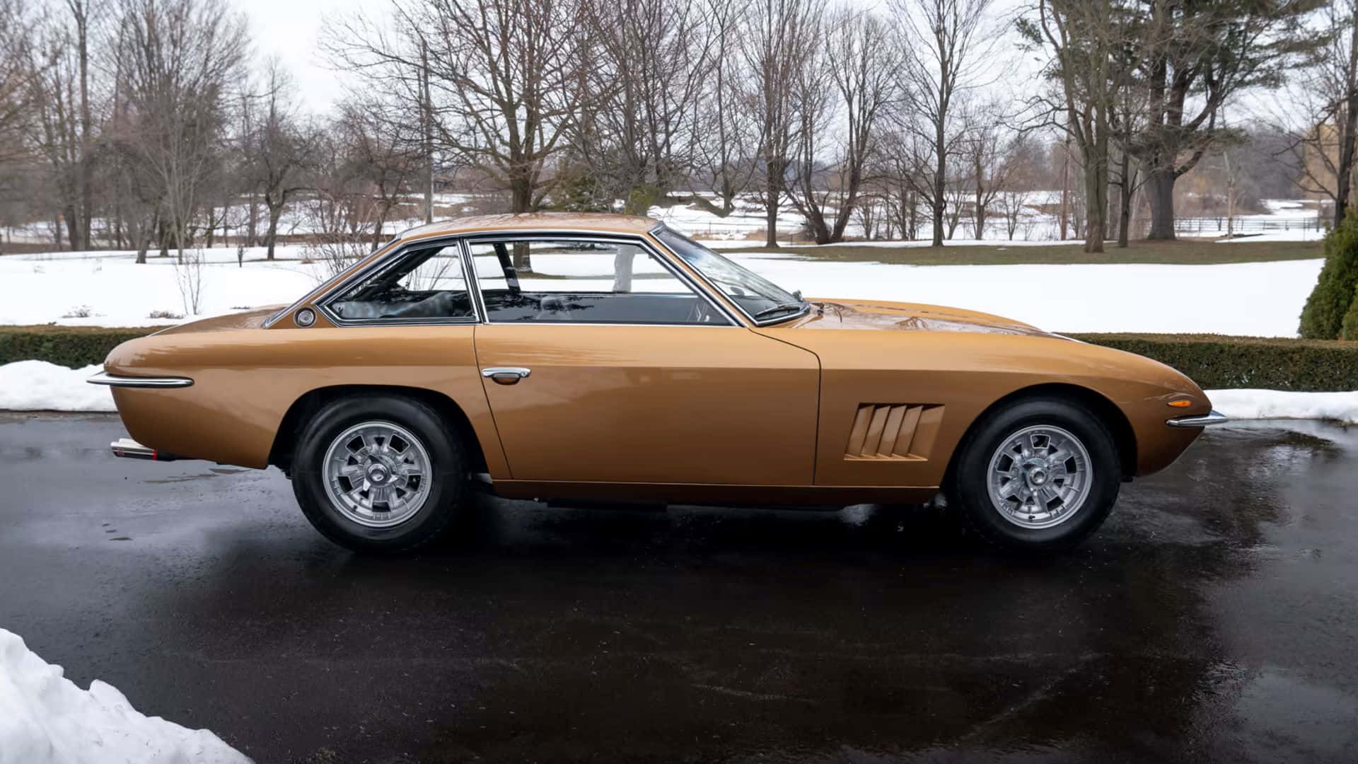 Vintage Lamborghini Islero Zijaanzicht Achtergrond