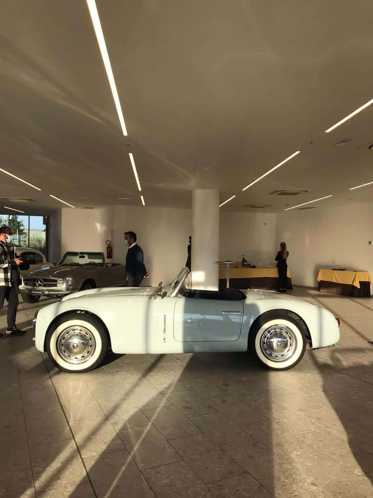 Vintage Lancia Aprilia Cabriolet Showroom Achtergrond