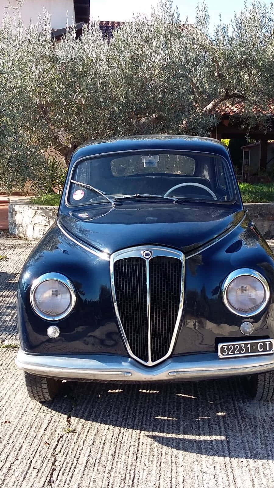 Vintage Lancia Aprilia Vooraanzicht Achtergrond