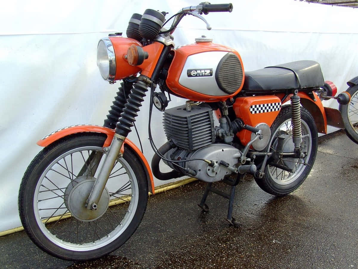 Vintage M Z Motorcycle Orange Model Wallpaper