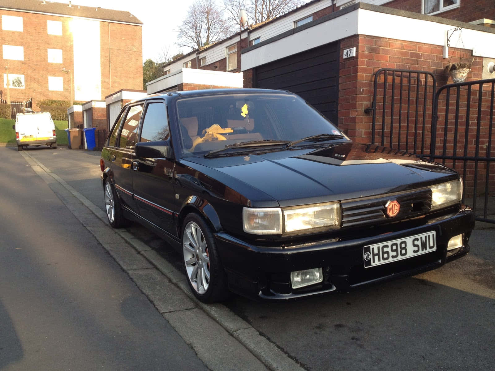 Vintage Mg Maestro Car In Pristine Condition Wallpaper