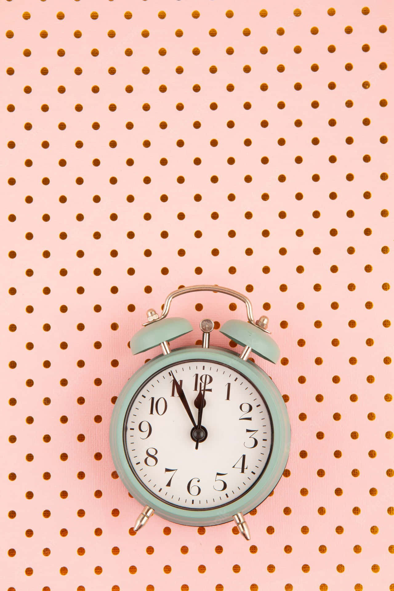 Relojdespertador Vintage De Estética Pastel Verde Pastel. Fondo de pantalla