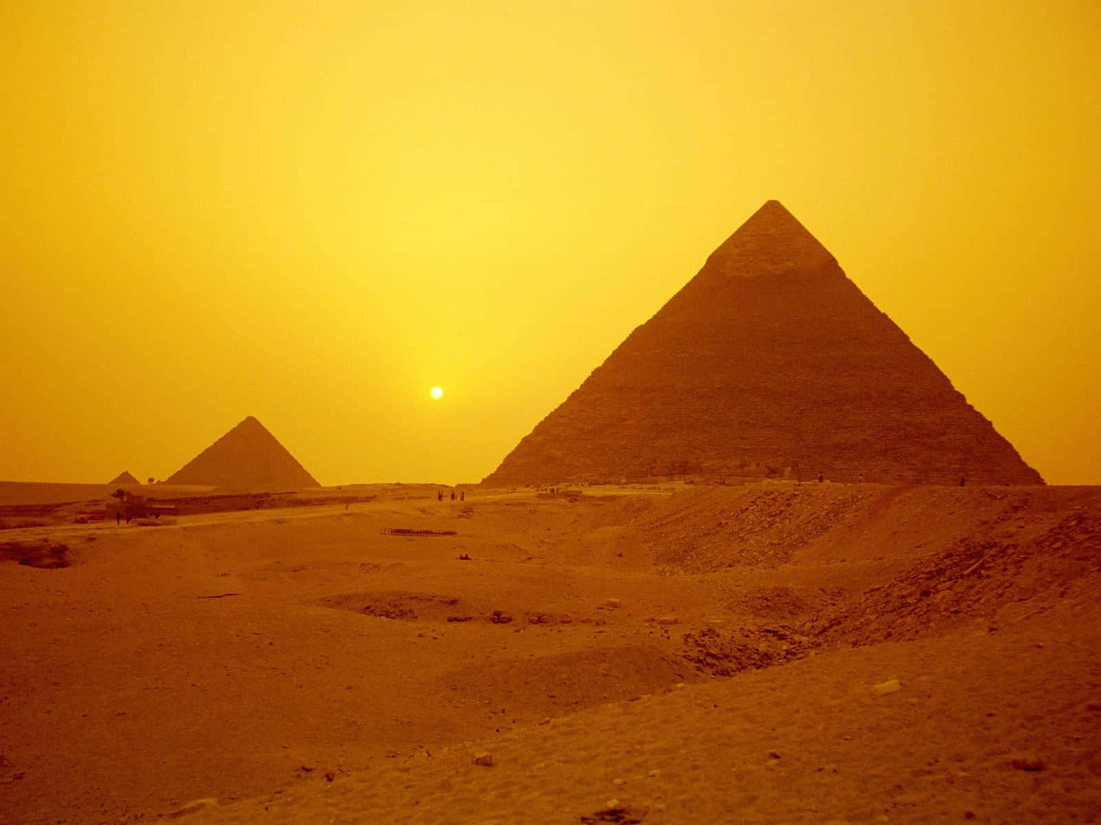 Fotovintage De Las Pirámides De Giza Fondo de pantalla