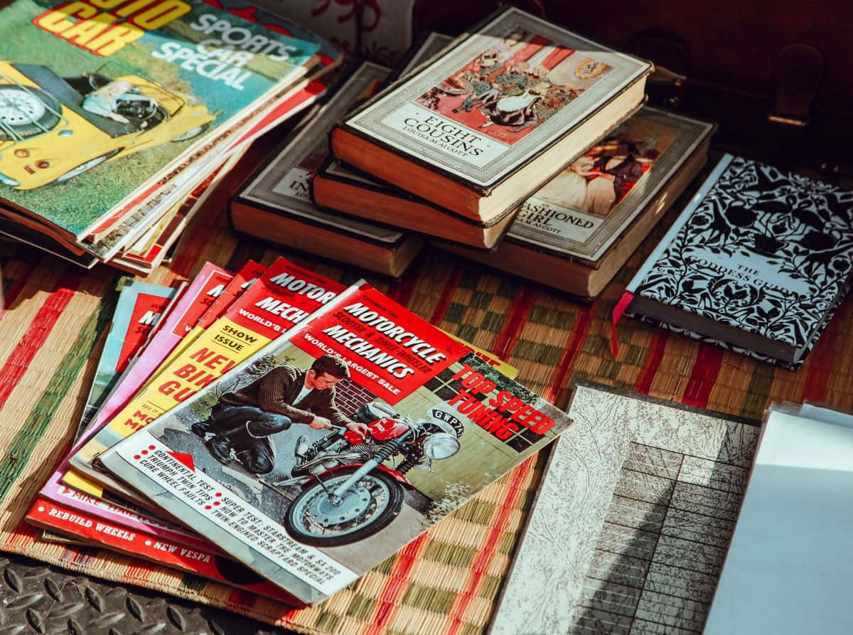 Vintage Print Media Collection Wallpaper