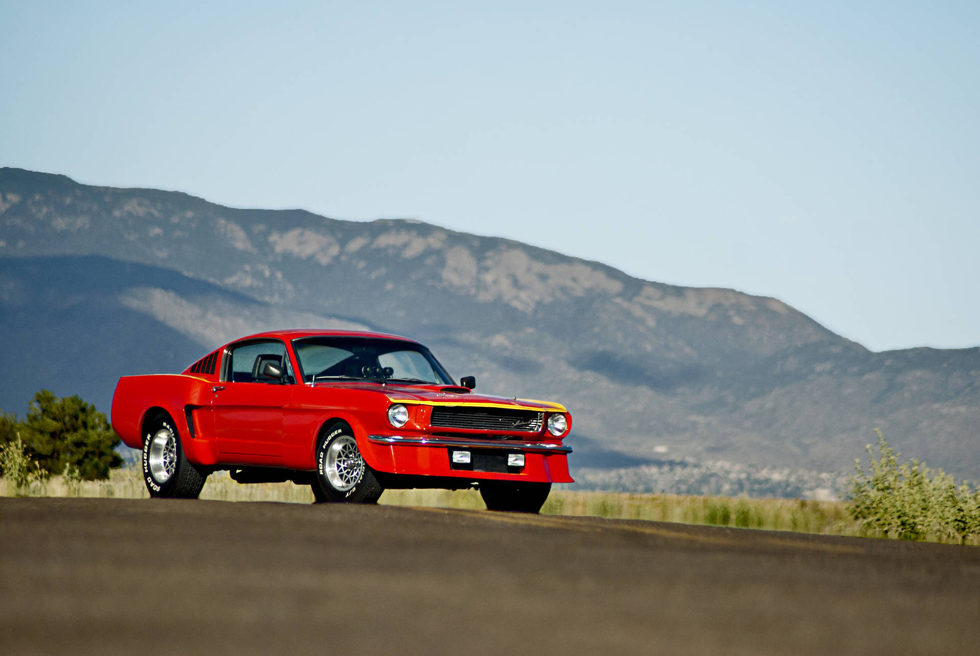 Vintage Red Ford Mustang 1965 Wallpaper