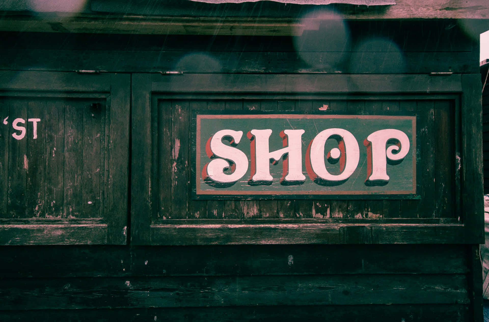 Panneau Vintage De Magasin Sur Fond En Bois Fond d'écran