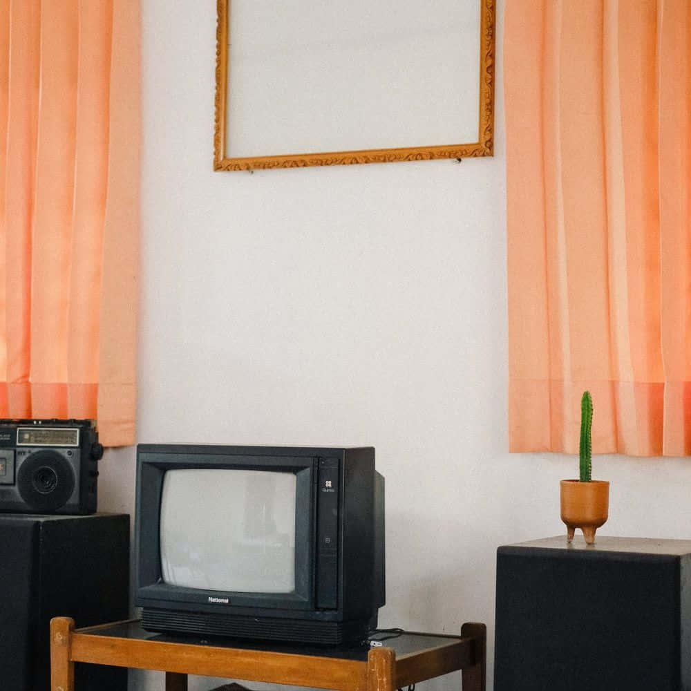 Setup Televisi Vintage Di Ruang Tamu Wallpaper