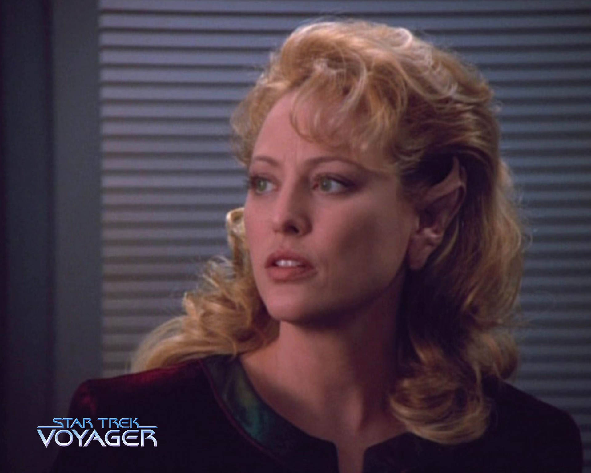 Virginia Madsen As Kellin In Star Trek: Voyager Wallpaper