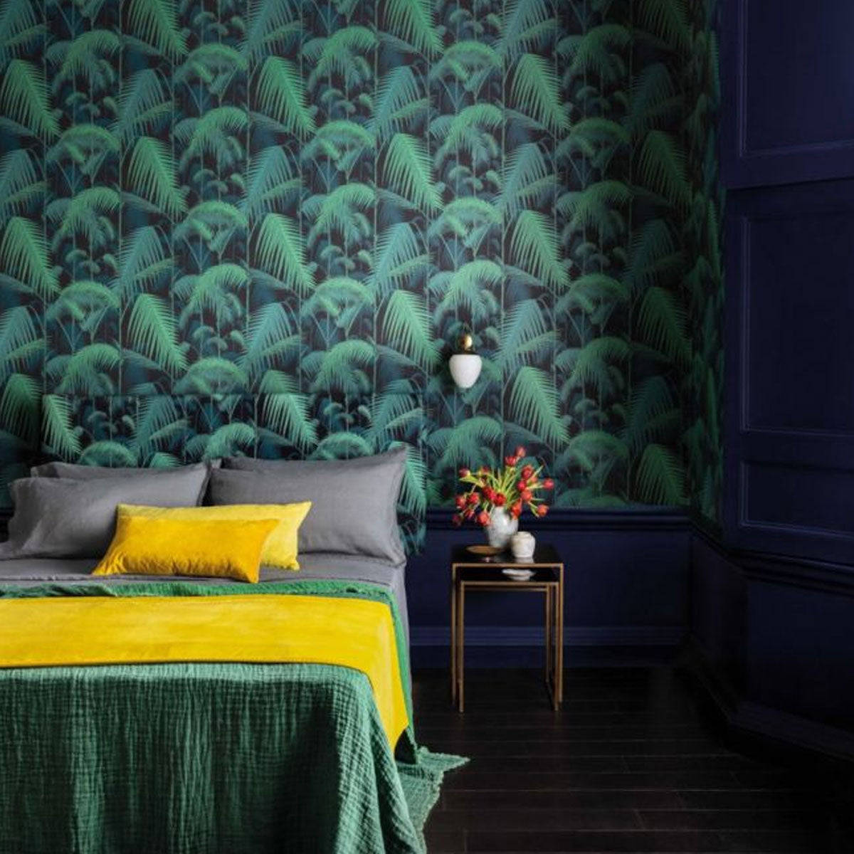 A Bedroom With Green And Yellow Wallpaper Wallpaper