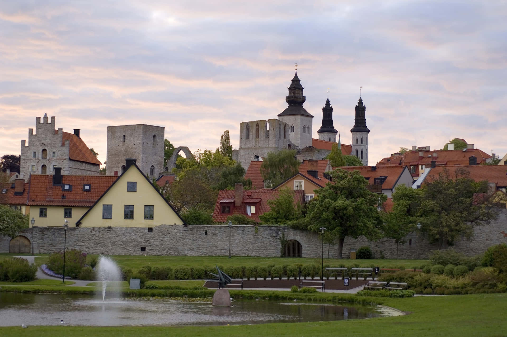 Visby Sweden Medieval Townscape Wallpaper